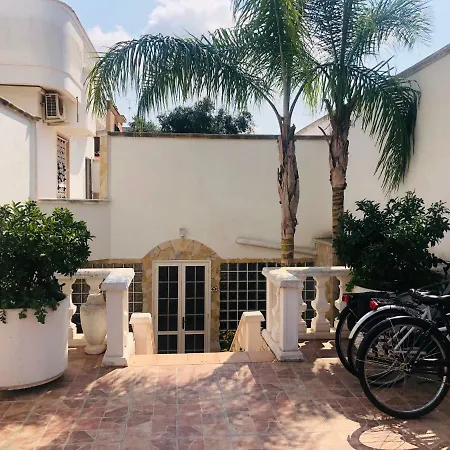 White House Apartment