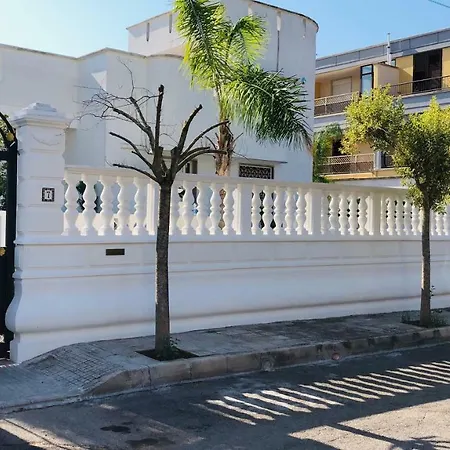 White House Lecce